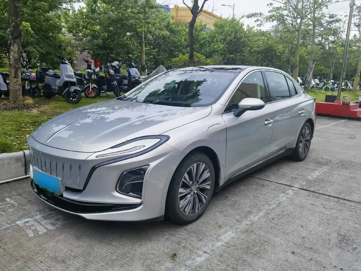 2022 HongQi E-QM5 BEV 54KWH