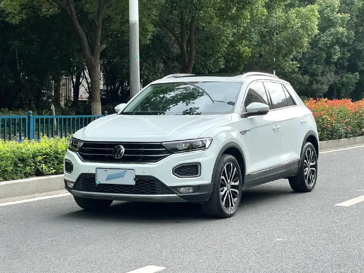 2022 Volkswagen T-Roc 1.4T 150HP L4 7DCT