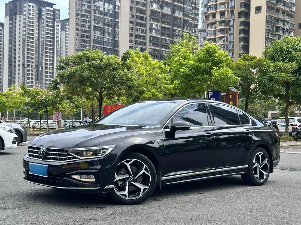 2023 Volkswagen Magotan 2.0T 186HP L4 7DCT