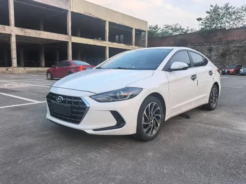 2019 Hyundai Elantra 1.4T 130HP L4 7DCT