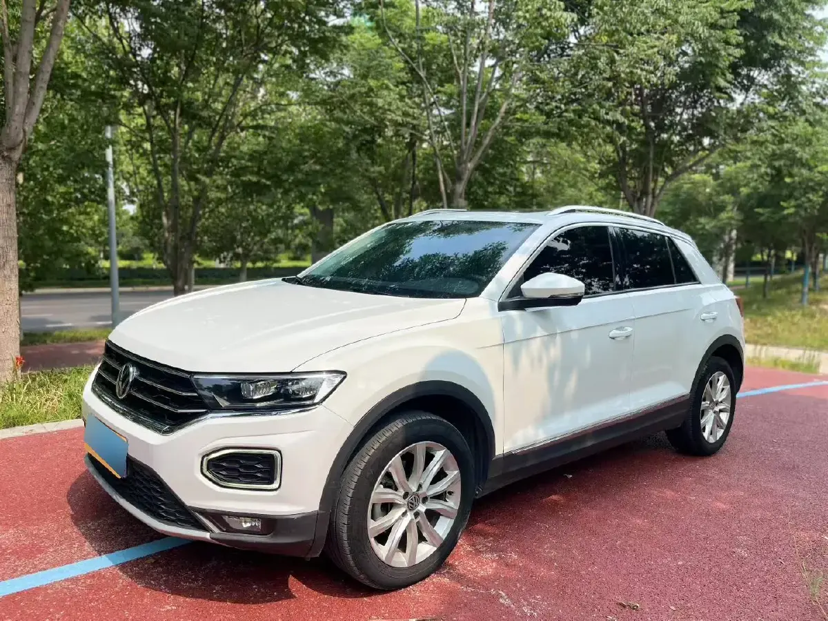 2021 Volkswagen T-Roc 1.4T 150HP L4 7DCT