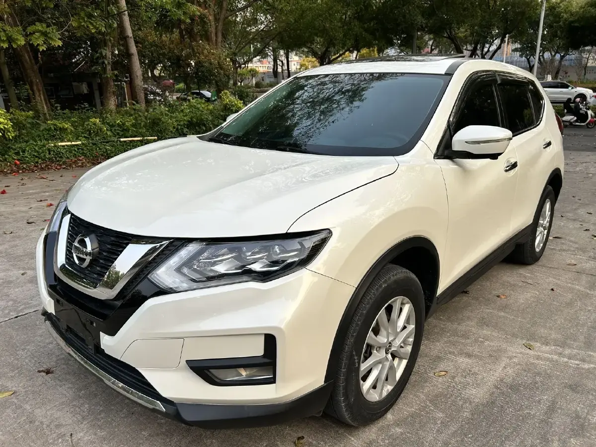 2021 Nissan X-Trail 2.0L 151HP L4 CVT