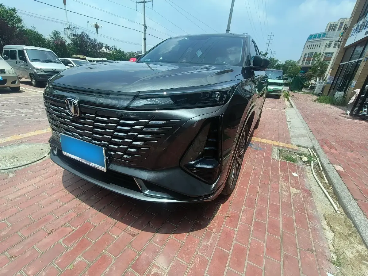 2023 ChangAn CS75 Plus 1.5T 188HP L4 8AT
