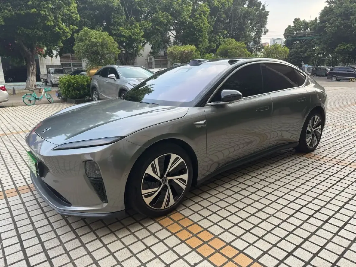 2022 NIO ET5 BEV 75KWH