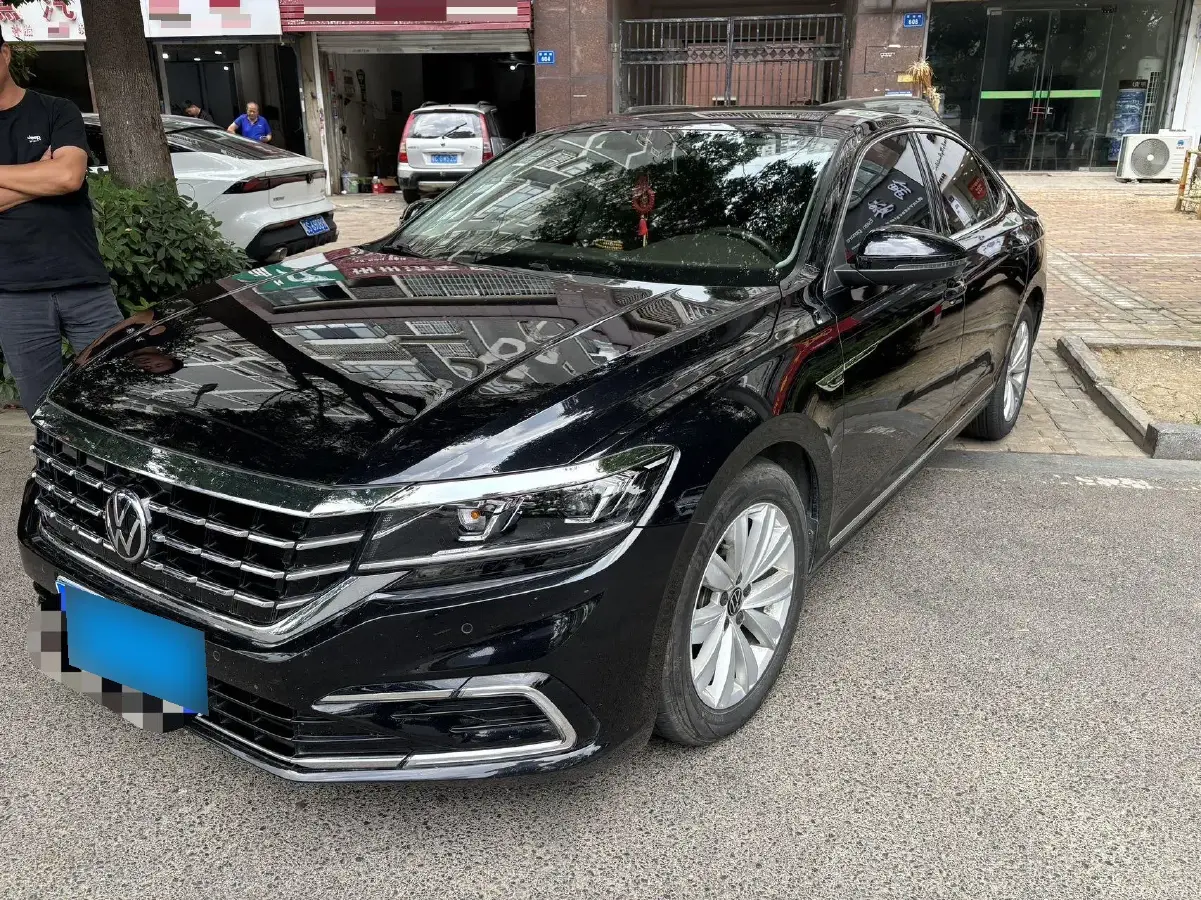 2021 Volkswagen Passat 2.0T 186HP L4 7DCT