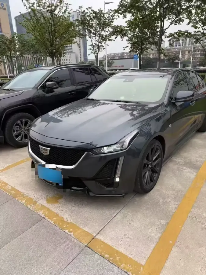 2021 Cadillac CT5 2.0T 237HP L4 10AT