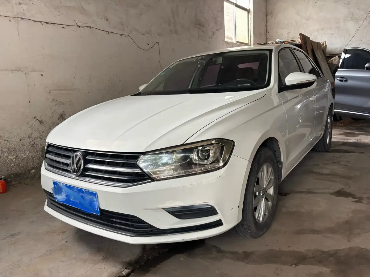 2018 Volkswagen Bora 1.5L 110HP L4 5MT