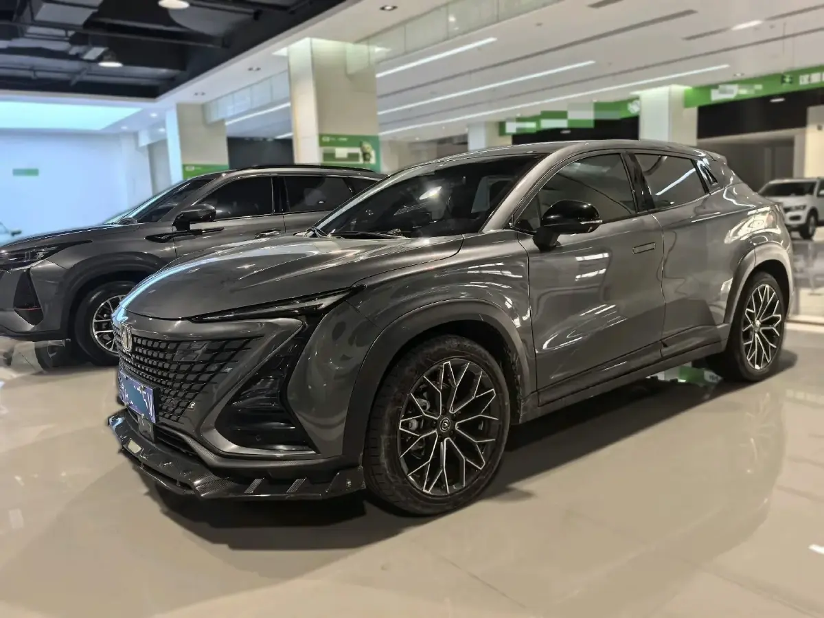 2022 ChangAn UNI-T 1.5T 188HP L4 7DCT