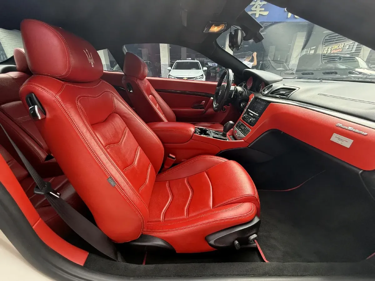 2007 Maserati GranTurismo 4.2L 405HP V8 6AT,autocango,china used car exporter,china ev exporter,chinese used car exporter,chinese used ev exporter