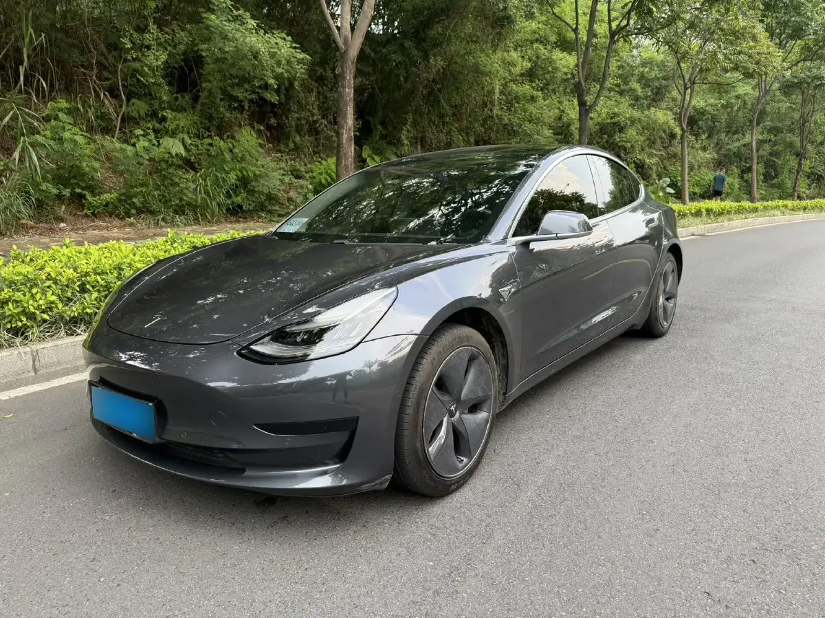 2020 Tesla Model 3 BEV 52KWH