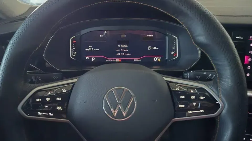 2024 Volkswagen Passat 2.0T 220HP L4 7DCT,autocango,china used car exporter,china ev exporter,chinese used car exporter,chinese used ev exporter