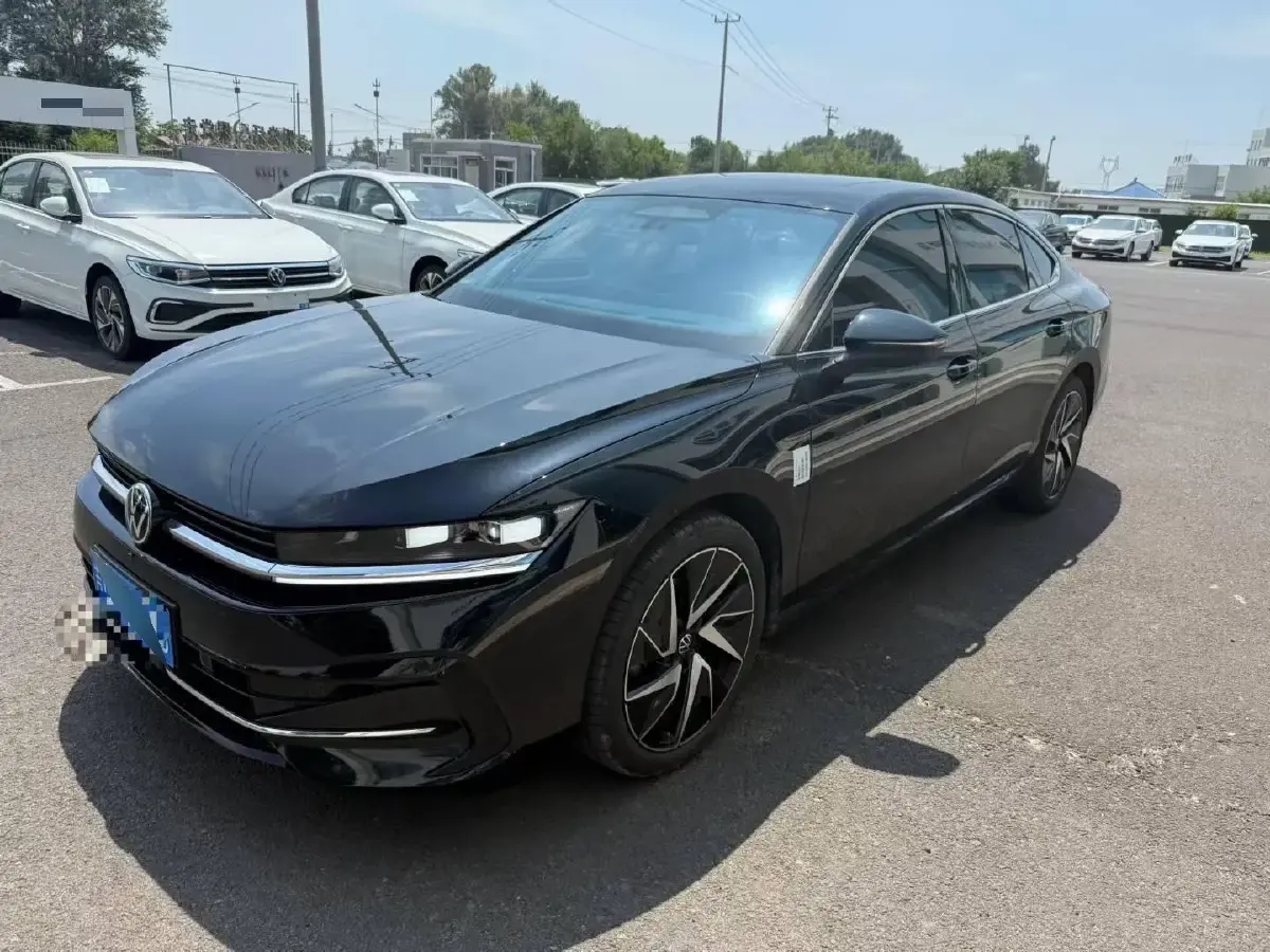 2024 Volkswagen Magotan 2.0T 220HP L4 7DCT