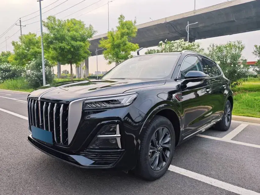 2023 HongQi HS5 2.0T 252HP L4 8AT
