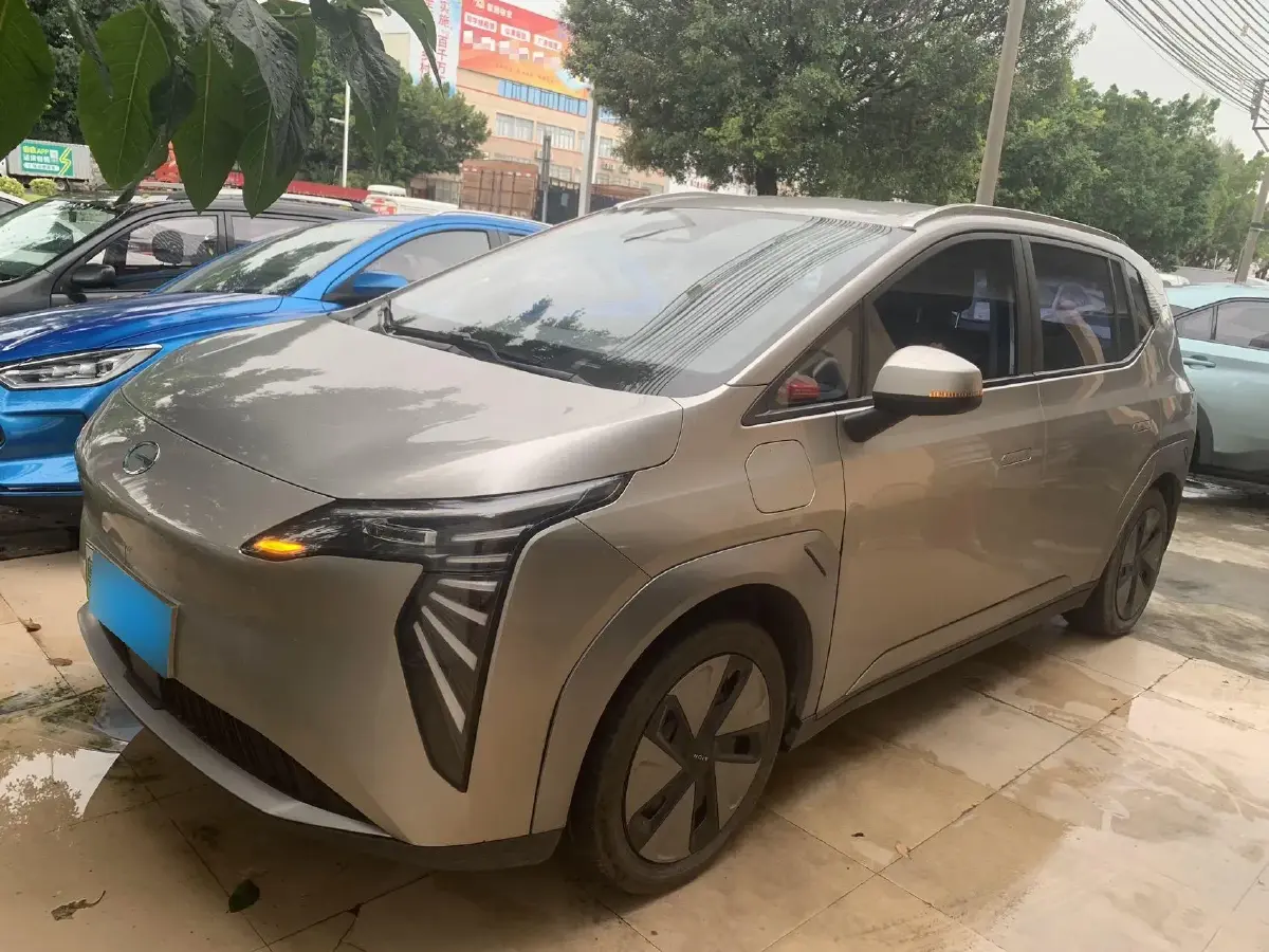 2023 Aion Y BEV 61.7KWH