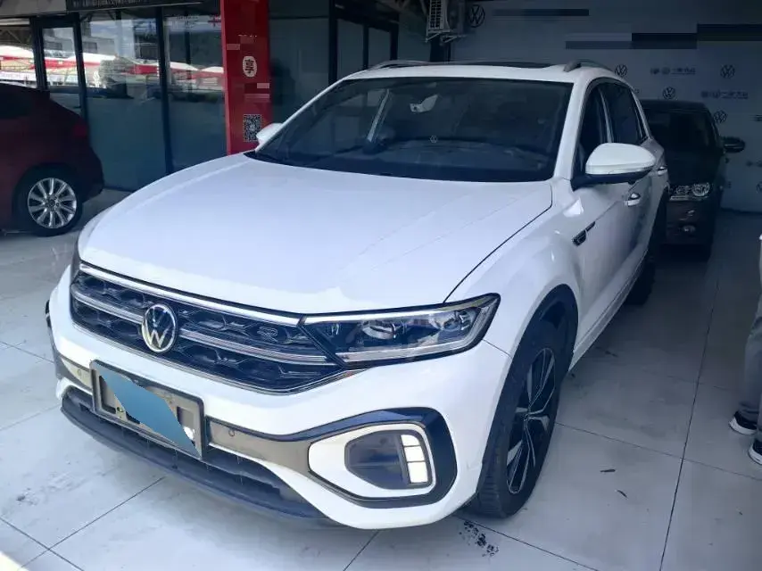 2023 Volkswagen T-Roc 1.5T 160HP L4 7DCT
