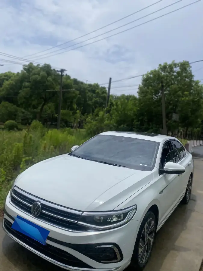 2023 Volkswagen Bora 1.4T 150HP L4 7DCT