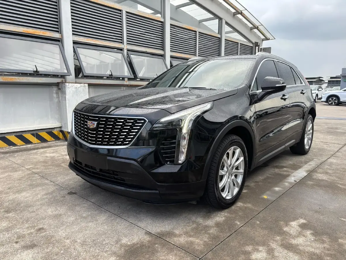 2021 Cadillac XT4 2.0T 237HP L4 9AT