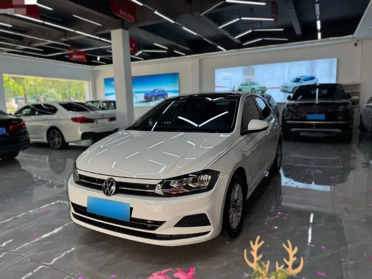 2023 Volkswagen Polo 1.5L 113HP L4 6AT