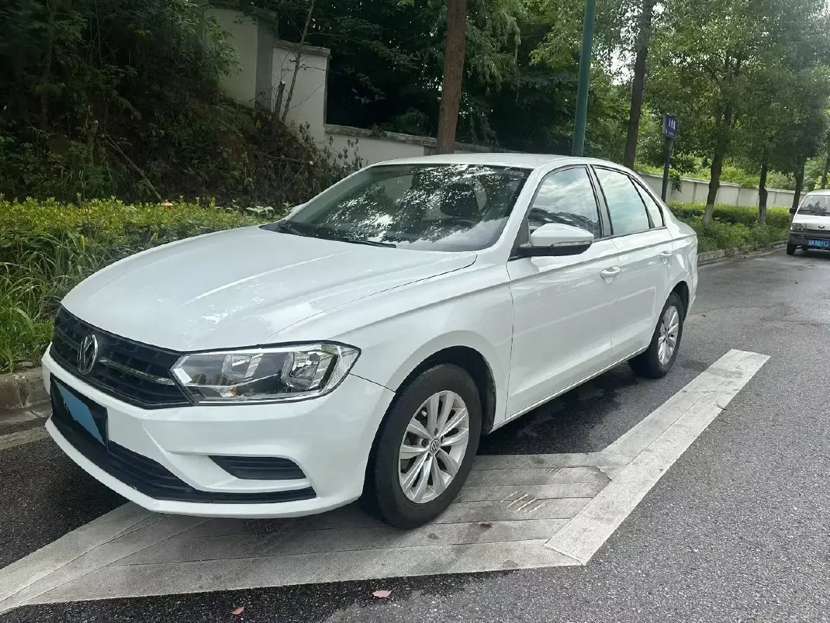 2018 Volkswagen Bora 1.5L 110HP L4 6AT