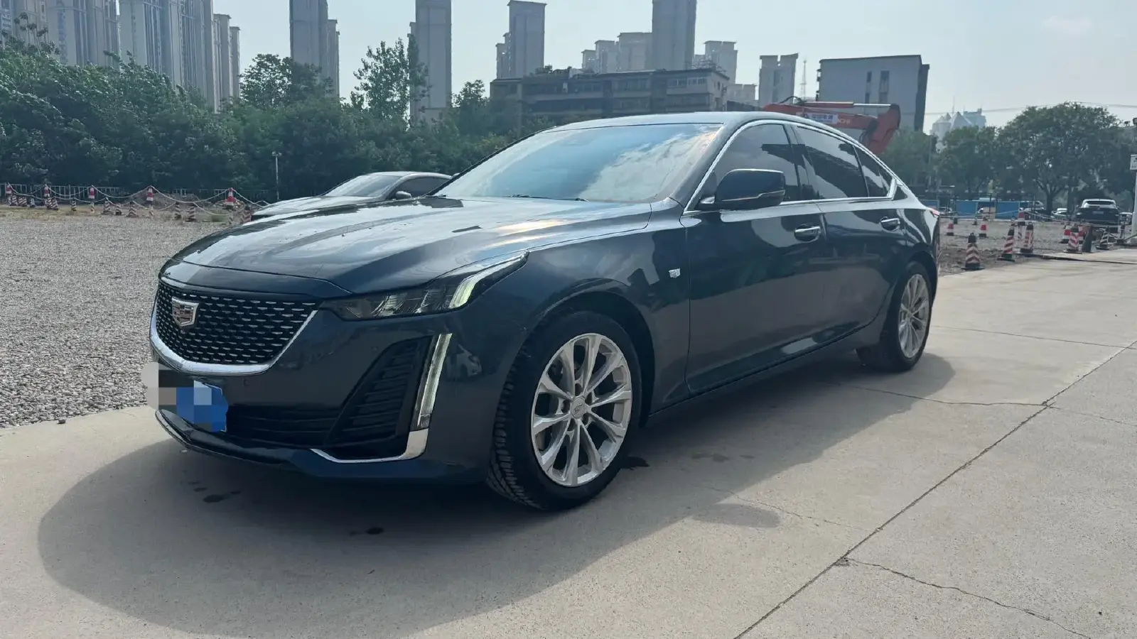 2022 Cadillac CT5 2.0T 237HP L4 10AT