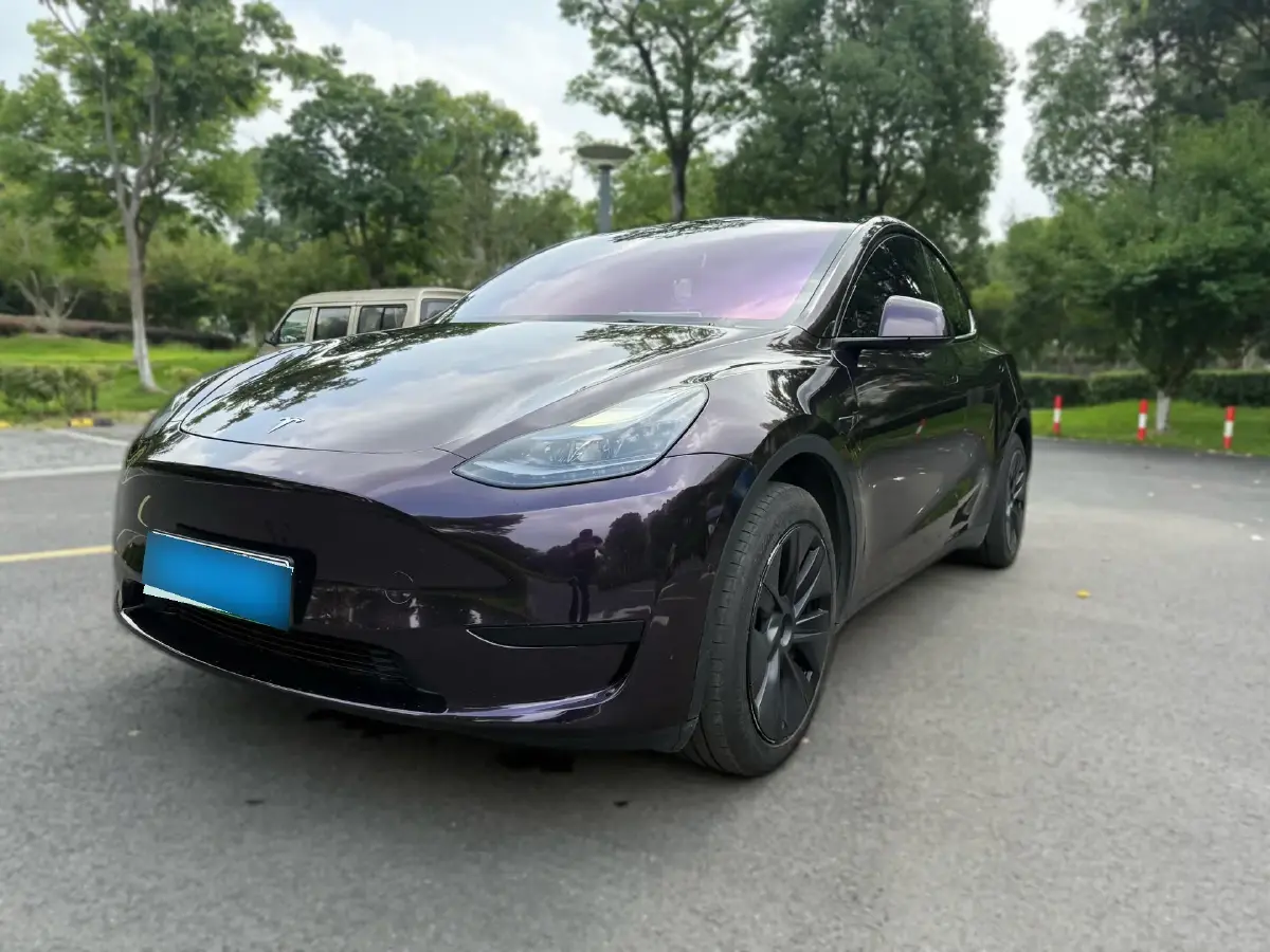 2023 Tesla Model Y BEV 60KWH
