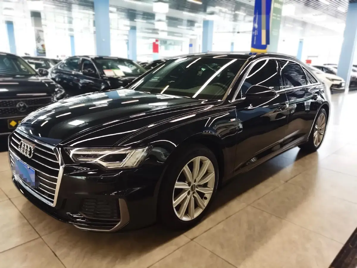 2021 Audi A6L 2.0T 224HP L4 7DCT
