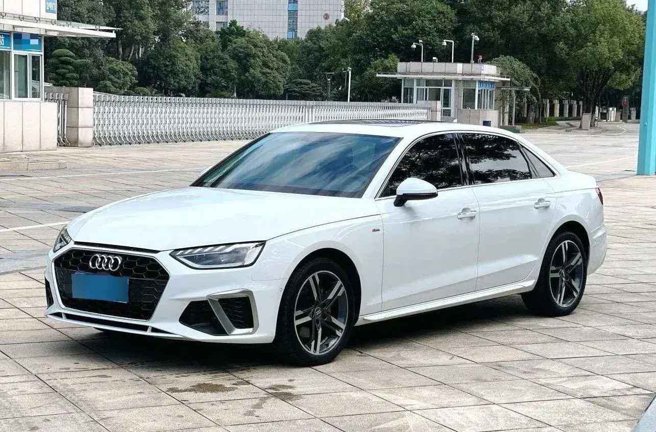 2020 Audi A4L 2.0T 190HP L4 7DCT