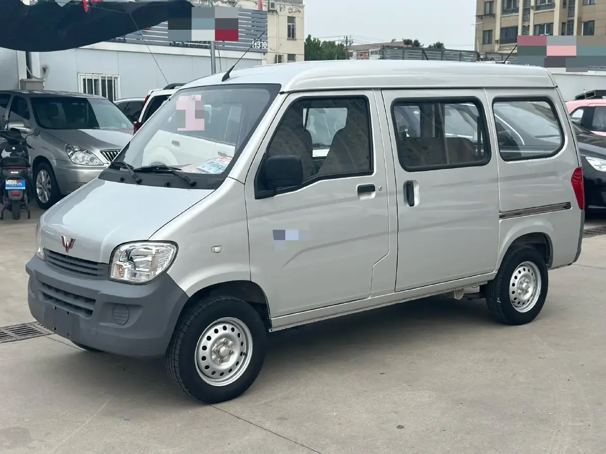 2020 WuLing ZhiGuang 1.2L 76HP L4 5MT
