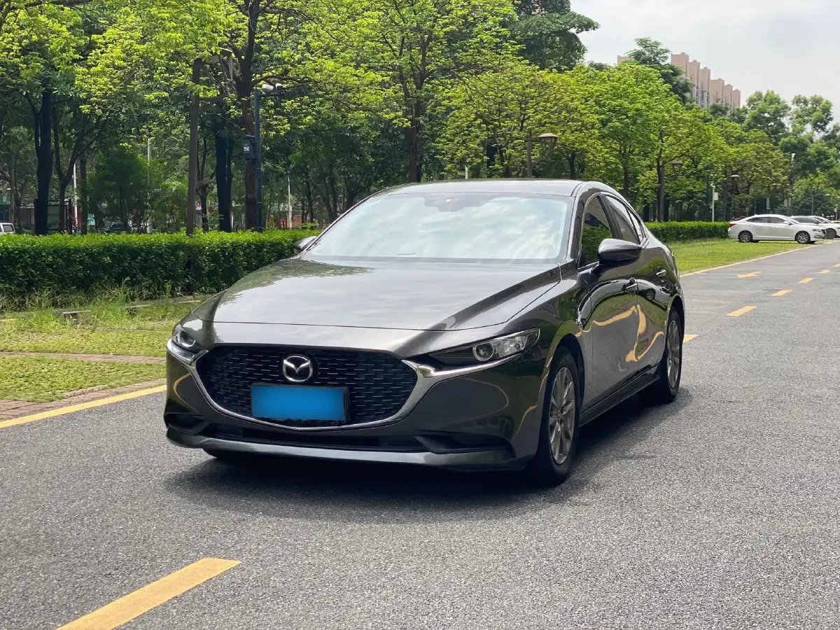 2020 Mazda 3 Axela 1.5L 117HP L4 6AT