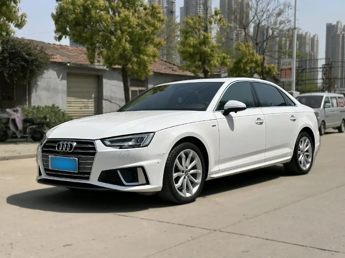 2019 Audi A4L 2.0T 190HP L4 7DCT