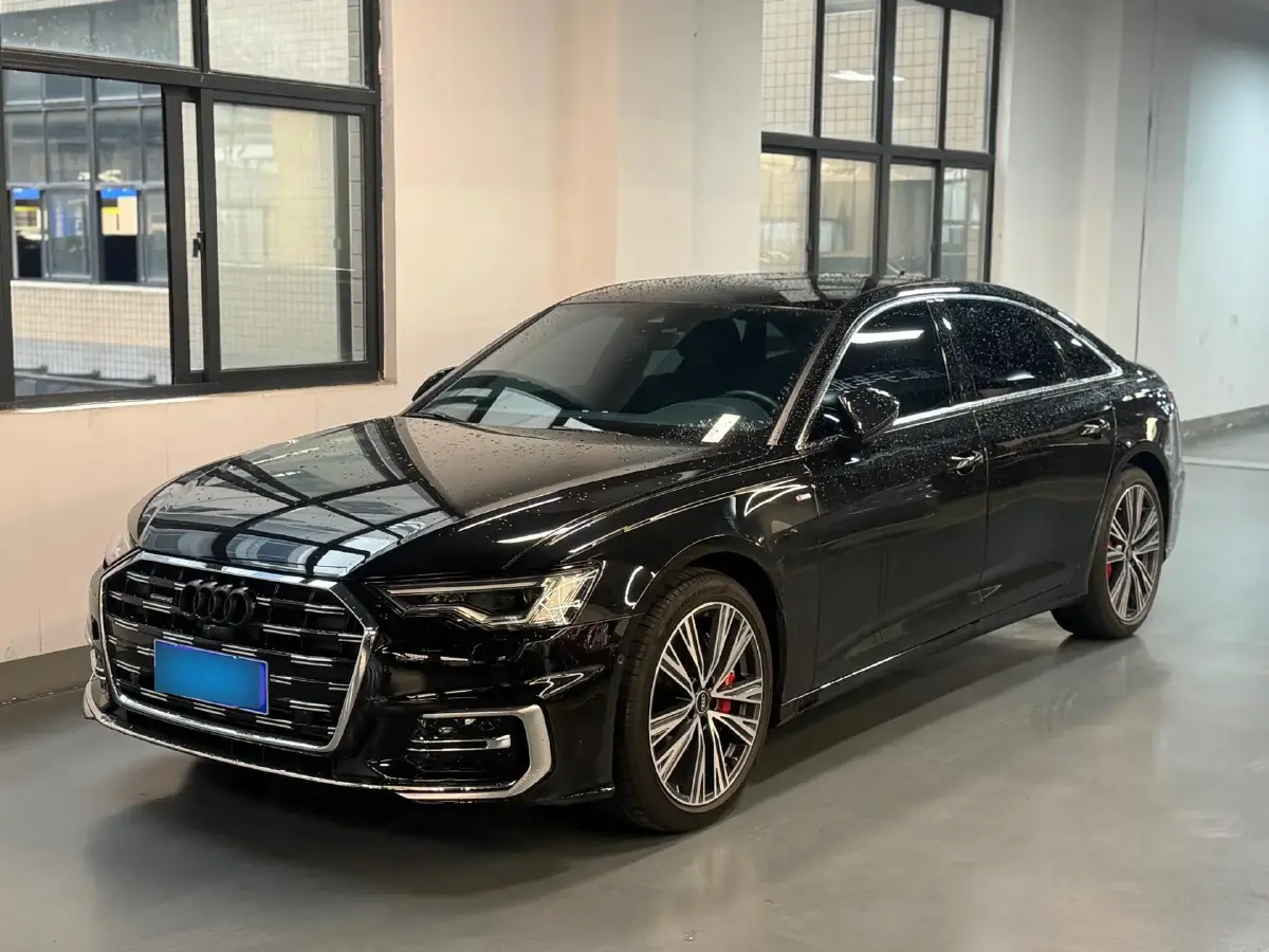 2024 Audi A6L 2.0T 245HP L4 7DCT