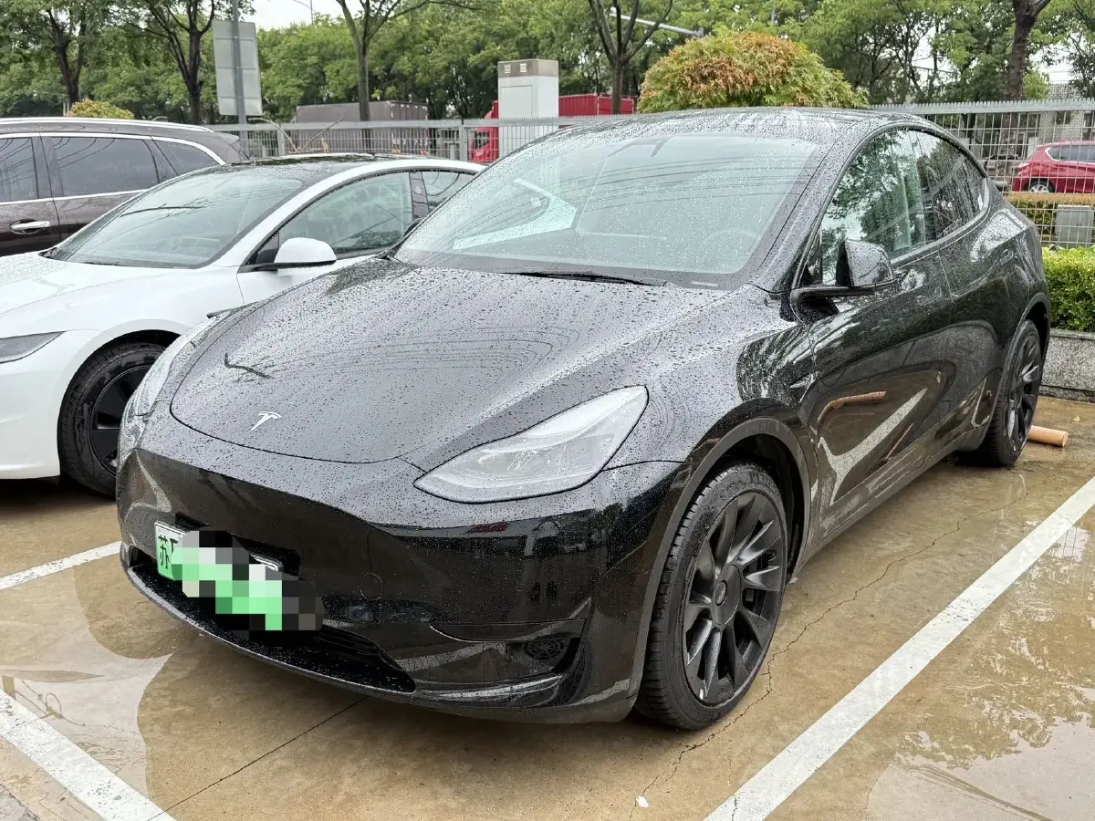 2022 Tesla Model Y BEV 60KWH
