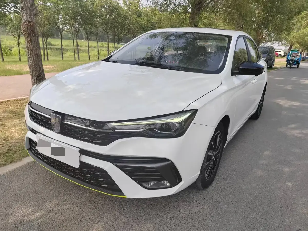 2021 Roewe i5 1.5L 120HP L4 CVT