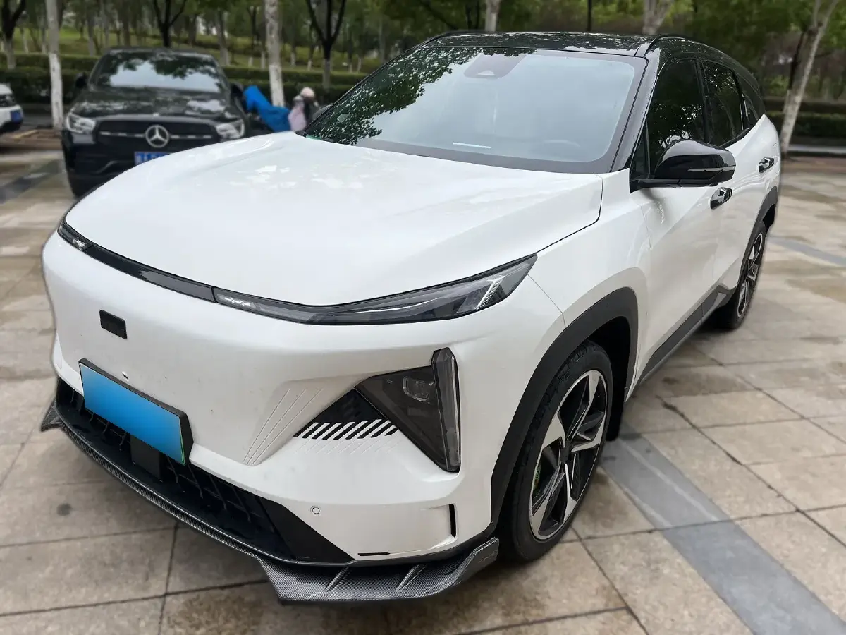 2023 Geely Galaxy L7 1.5T 163HP L4 3DHT PHEV 18.7KWH