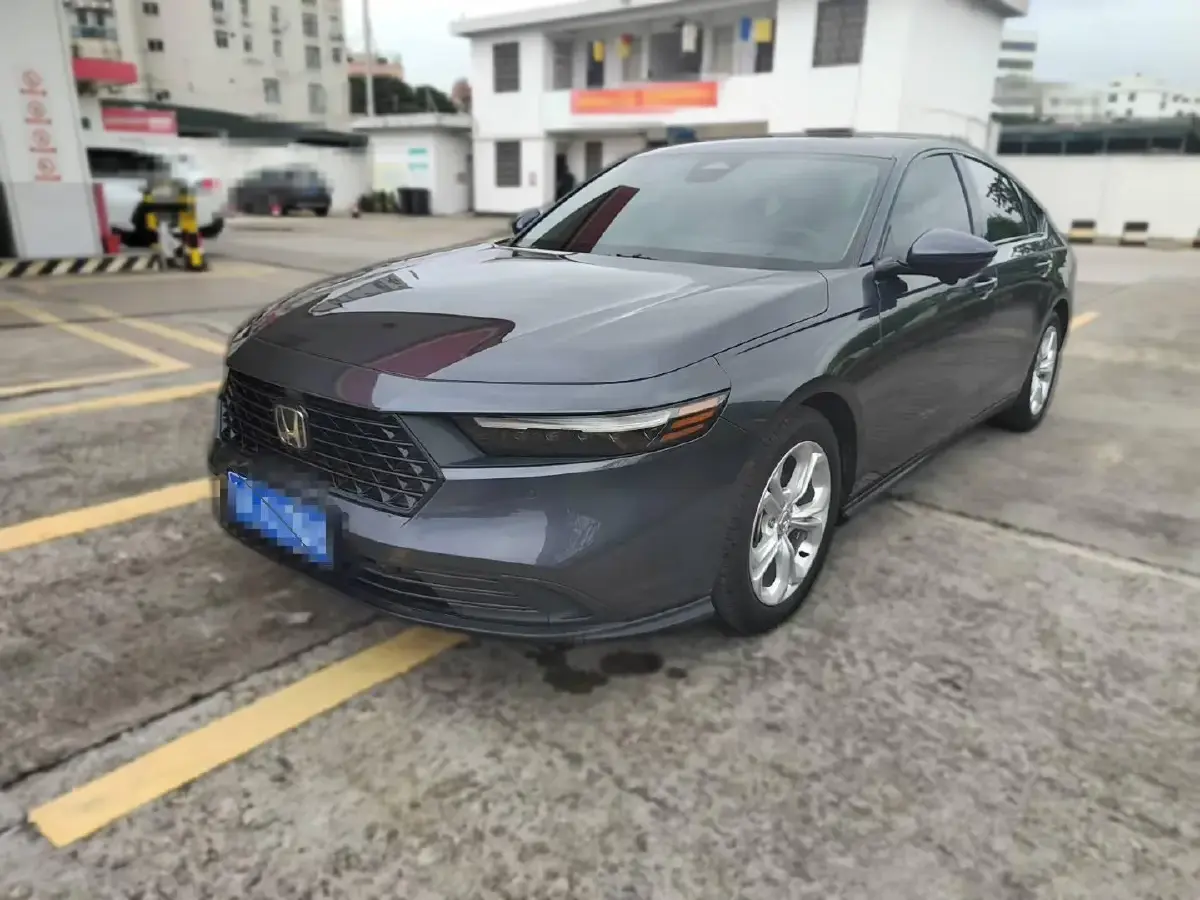 2023 Honda Accord 1.5T 192HP L4 CVT