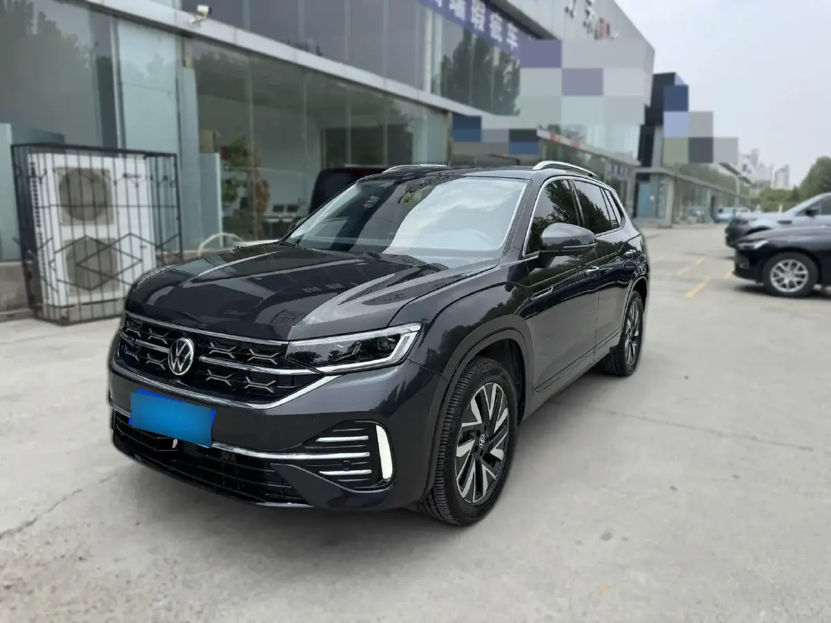 2024 Volkswagen Tayron 2.0T 186HP L4 7DCT