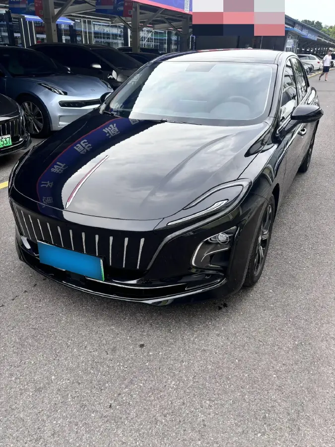 2024 HongQi E-QM5 BEV 60KWH