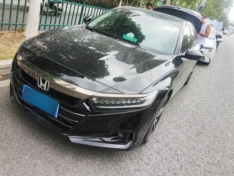 2022 Honda Accord 1.5T 194HP L4 CVT