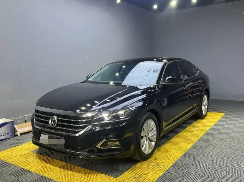 2019 Volkswagen Passat 2.0T 186HP L4 7DCT