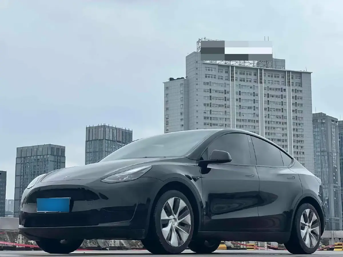 2022 Tesla Model Y BEV 60KWH