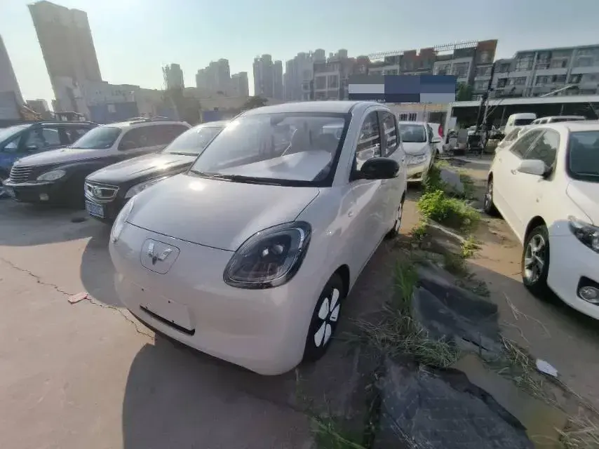 2025 WuLing ZhiGuang BEV 17.7KWH