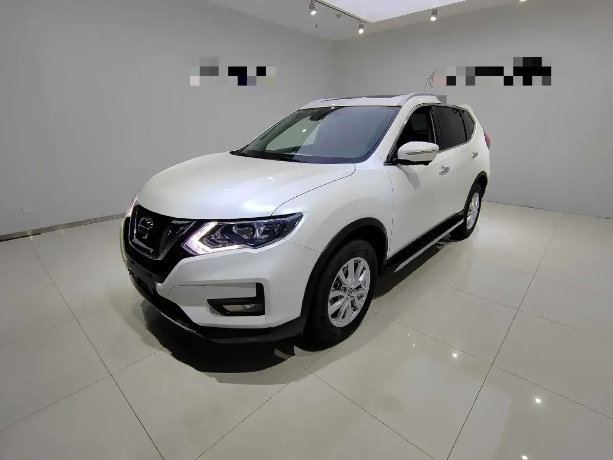 2022 Nissan X-Trail 2.0L 151HP L4 CVT