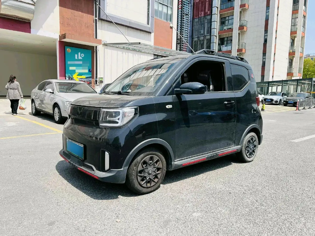 2022 WuLing HongGuang MINI EV BEV 26.5KWH