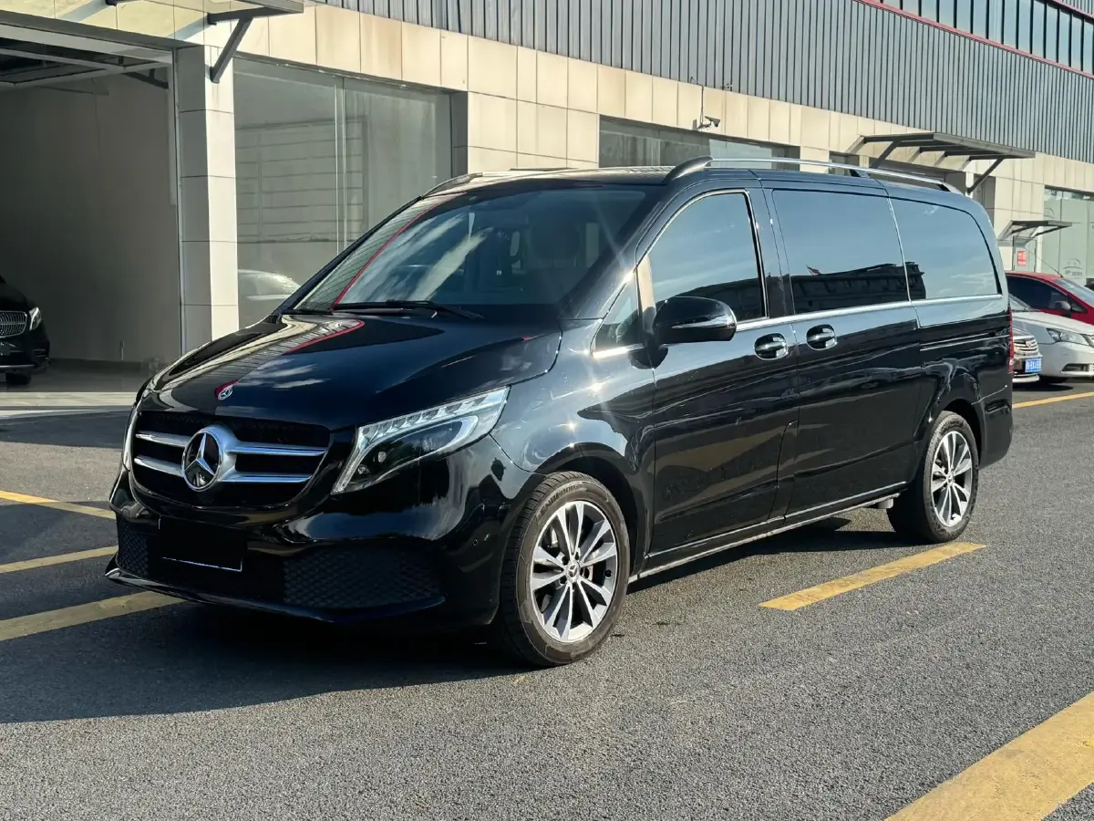 2021 Mercedes-Benz V Class 2.0T 211HP L4 9AT