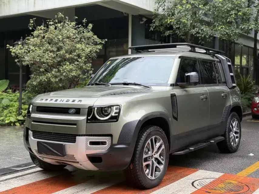 2021 Land Rover Defender 3.0T 400HP L6 8AT