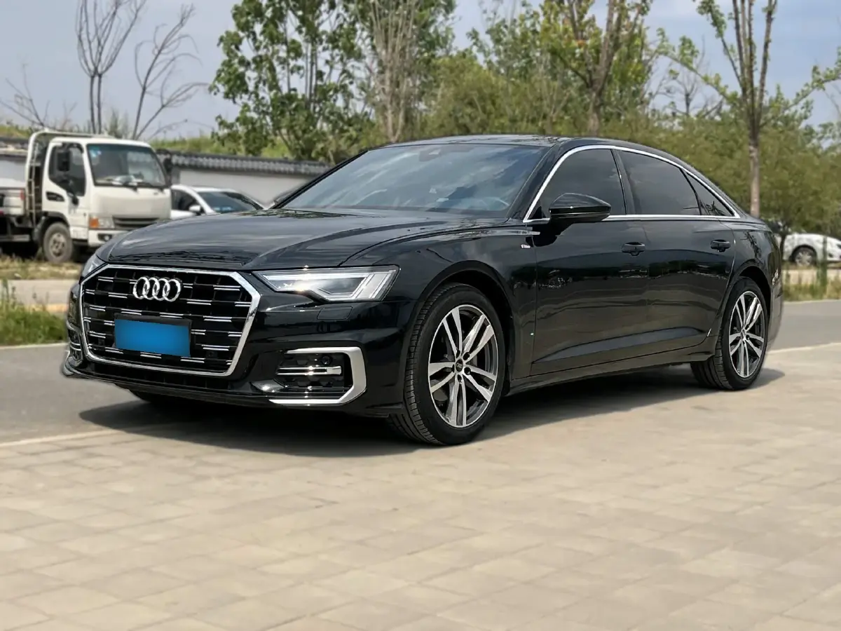 2023 Audi A6L 2.0T 245HP L4 7DCT