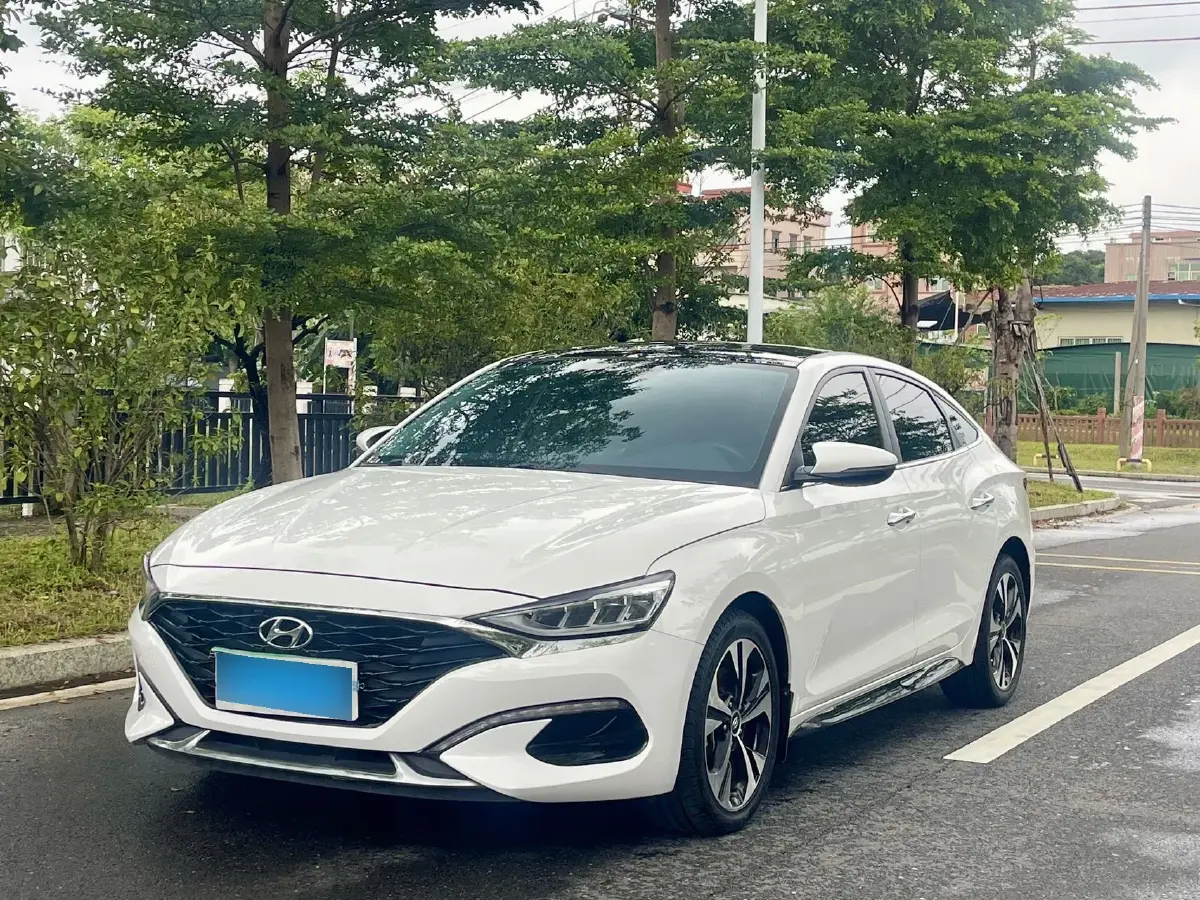 2021 Hyundai La Festa 1.6T 190HP L4 7DCT