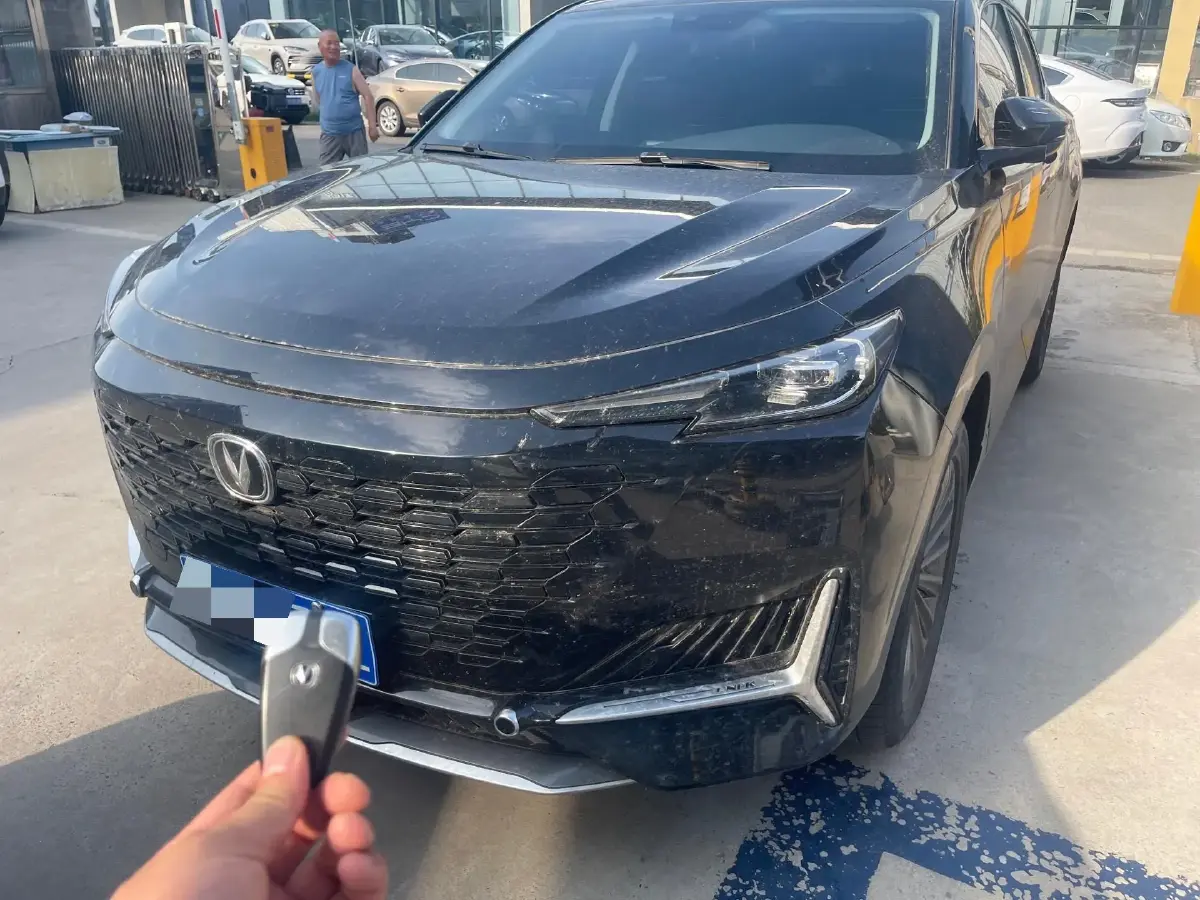 2021 ChangAn UNI-K 2.0T 233HP L4 8AT