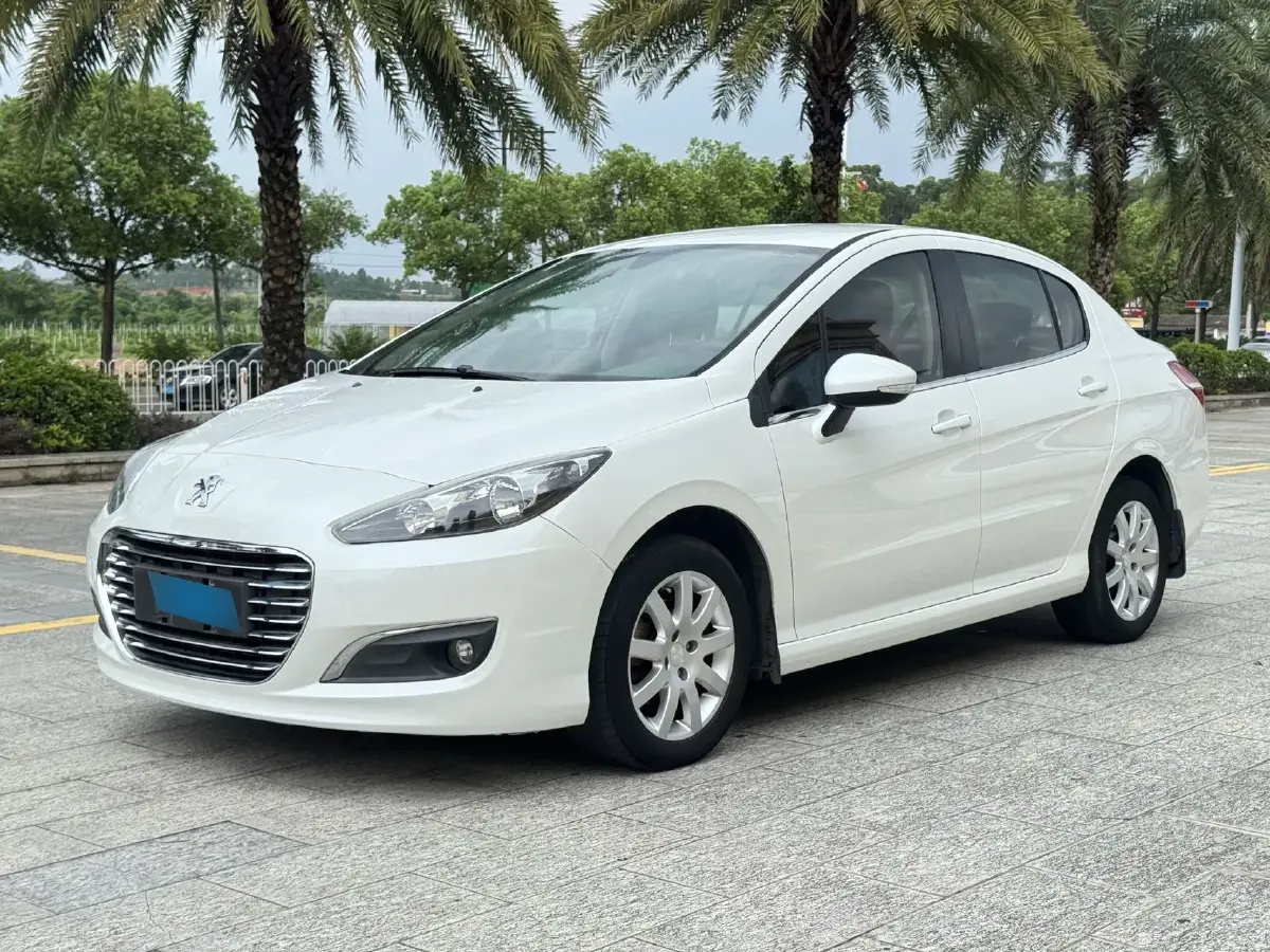 2014 Peugeot 308 1.6L 117HP L4 4AT