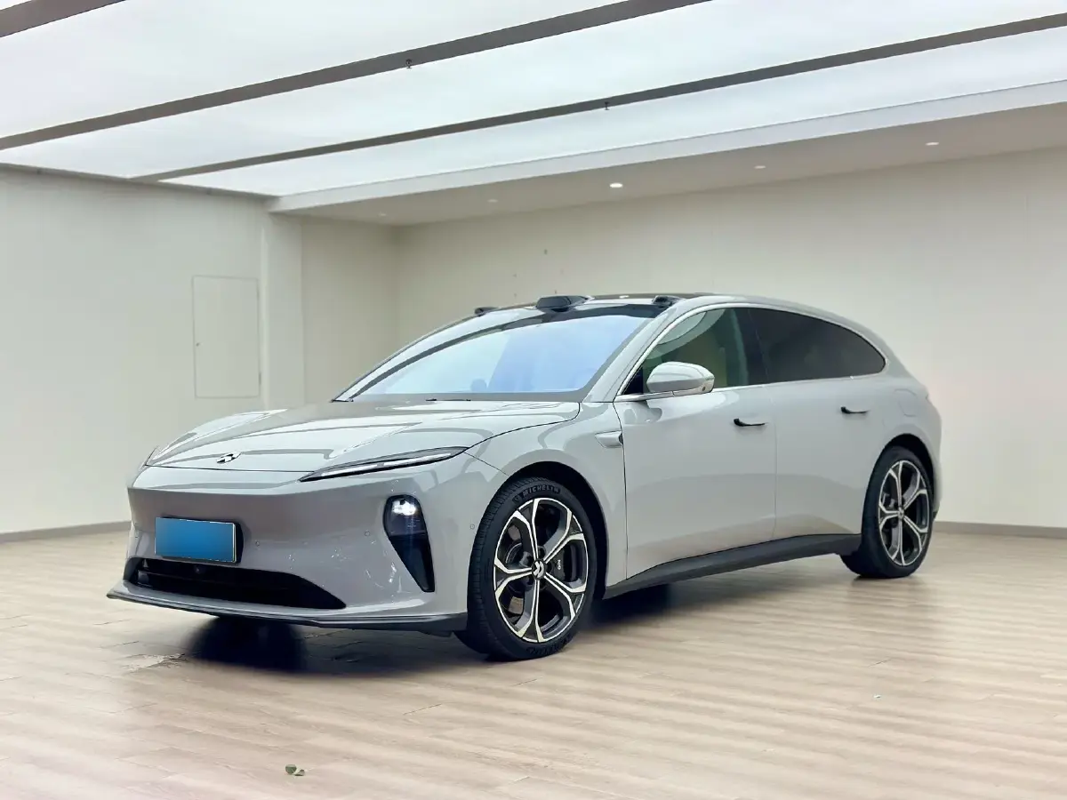 2024 NIO ET5T BEV 75KWH